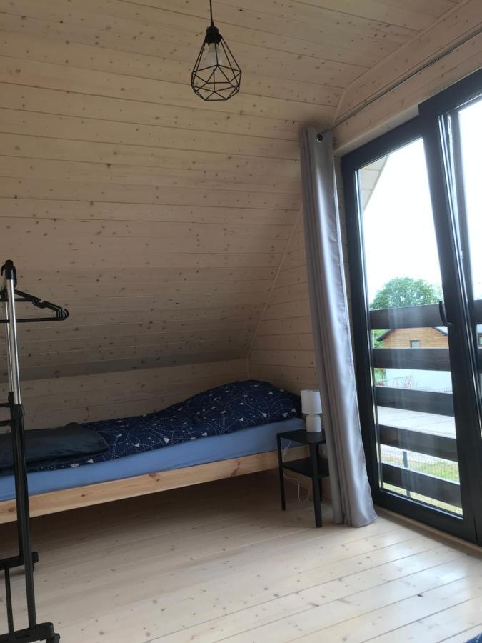 Lodge White